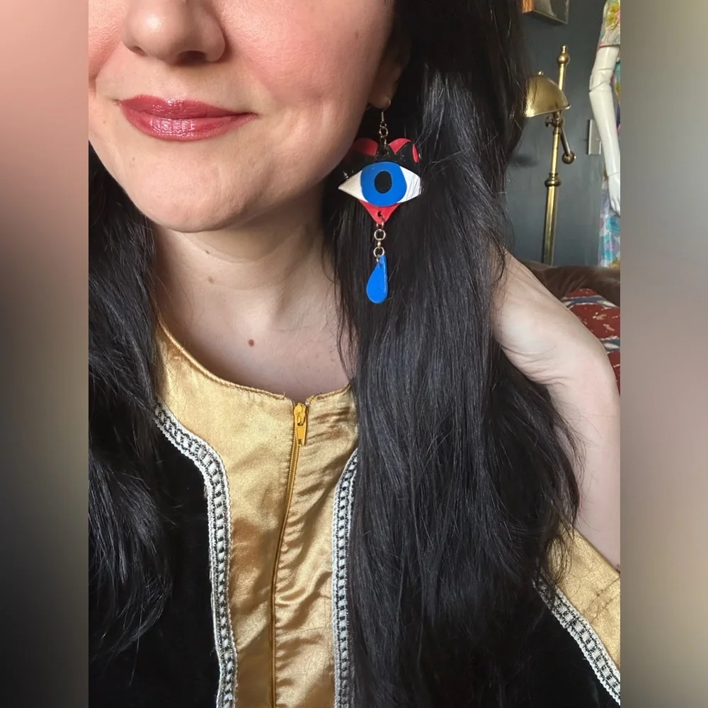 Handmade clay evil eye sacred heart earrings - Picture 3 of 5